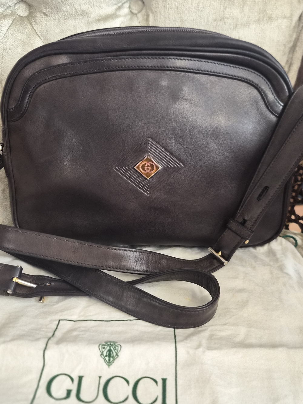 Authentic Vintage Gucci Leather Camera  Crossbody Bag